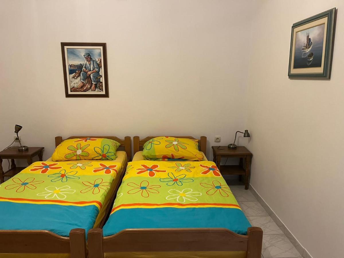 Apartments Lili 塞尼 外观 照片