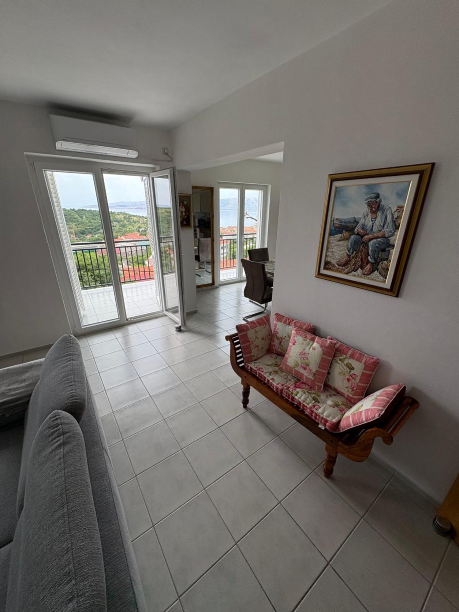 Apartments Lili 塞尼 外观 照片